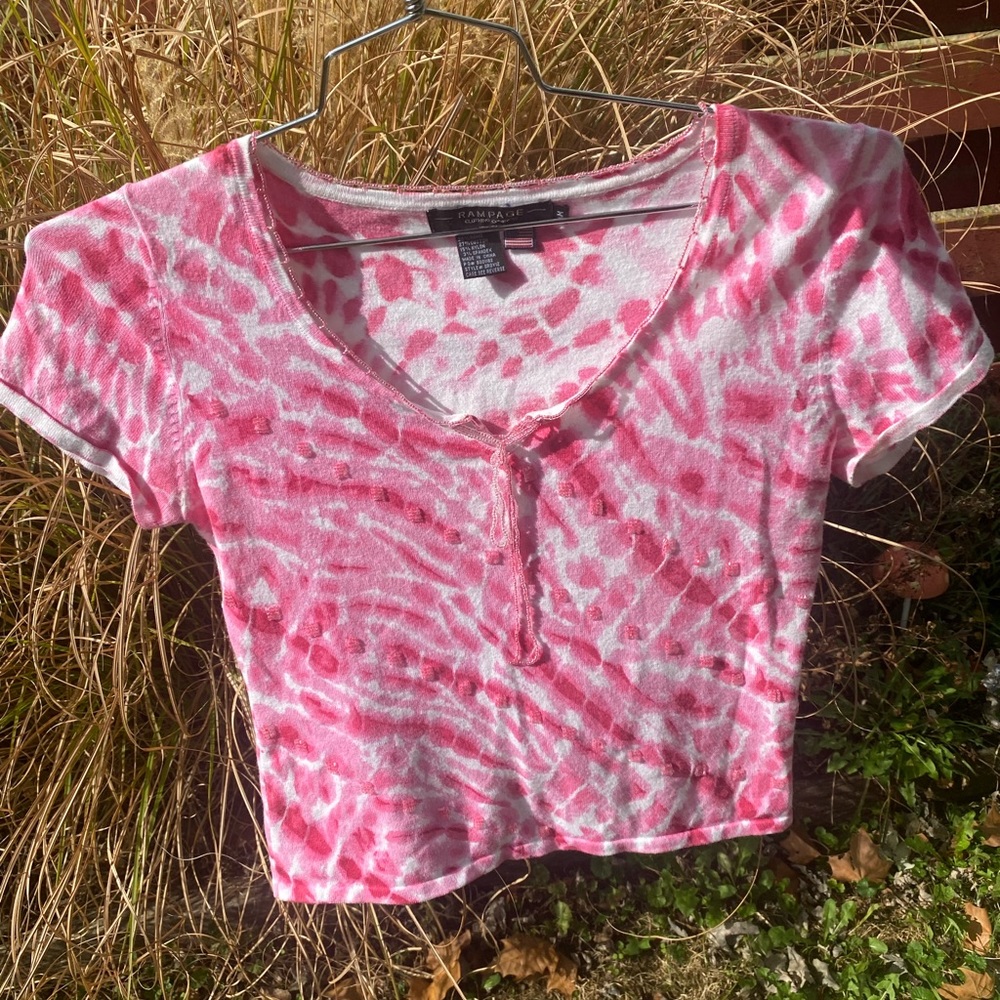 beaded tie dye Rampage cropped style top